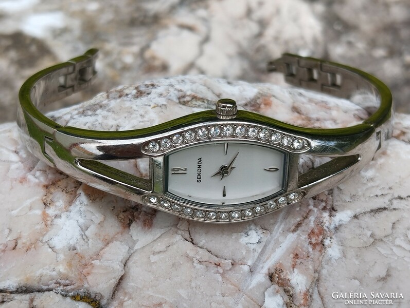 Retro seconda jewelry watch