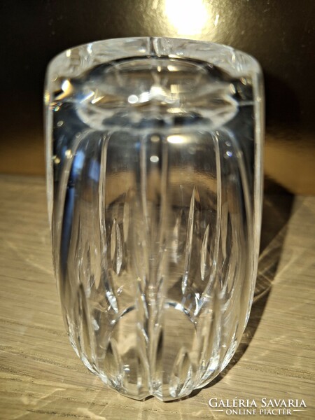 Csiszolt kristályüveg váza 11 cm
