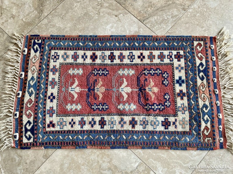 Turkish bergama carpet 105x54 cm