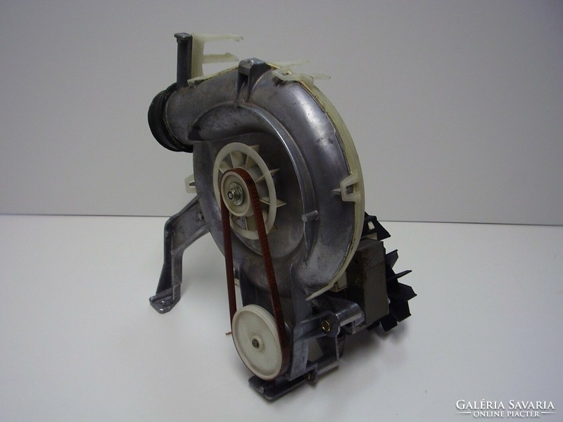Old washing machine working 90 w motor fan V-belt pulley in good condition for sale information in the pictures