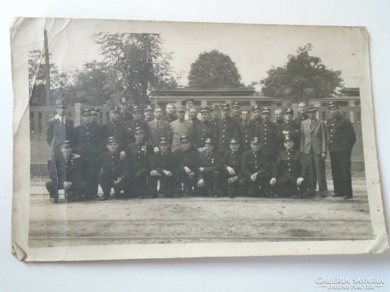 D196038 old photo railwaymen? Group photo 1920k