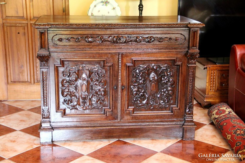 Renaissance large chest of drawers, sideboard 135 cm