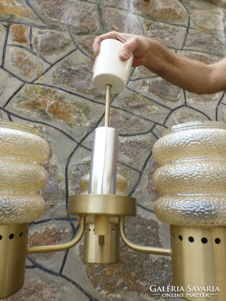 Retro, spiral-shaped three-burner chandelier