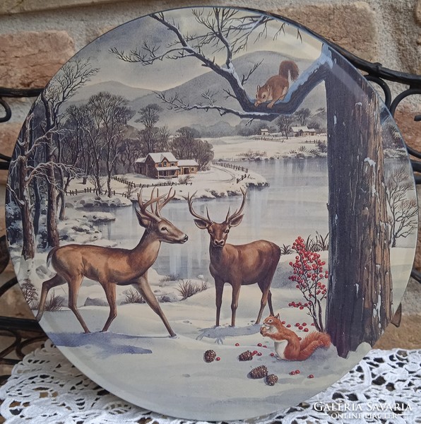 Nice metal box, deer, squirrels, winter landscape scene