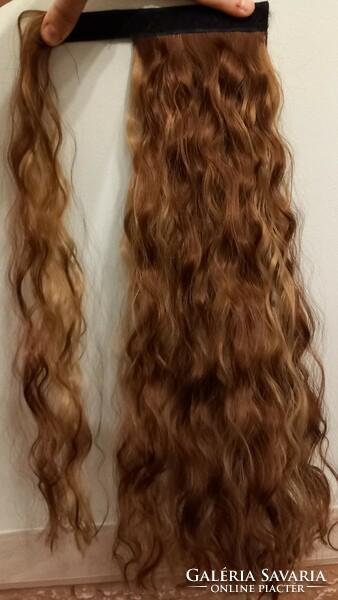 New Brown Wavy Ponytail Hair Extension.