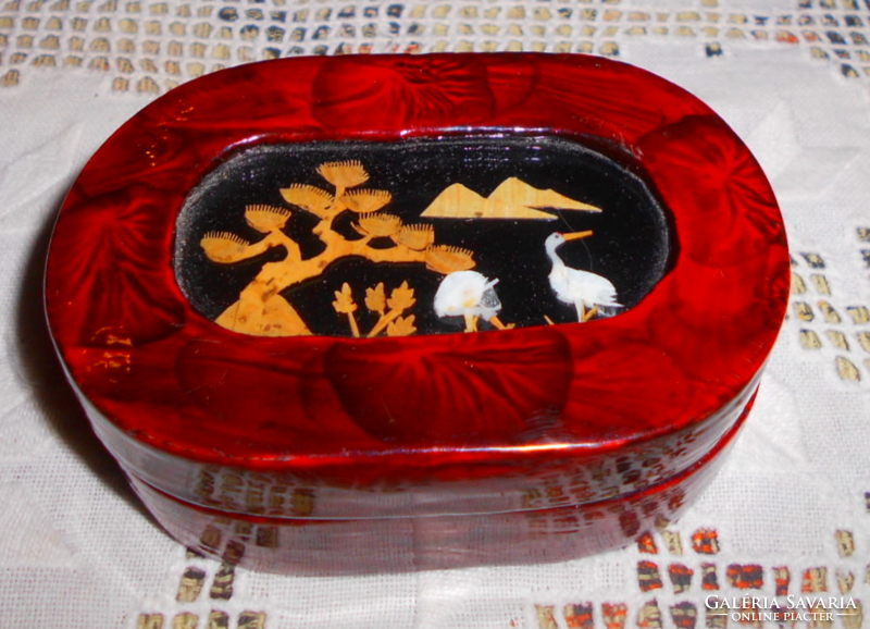 Lacquered jewelry box with cork miniature insert on top