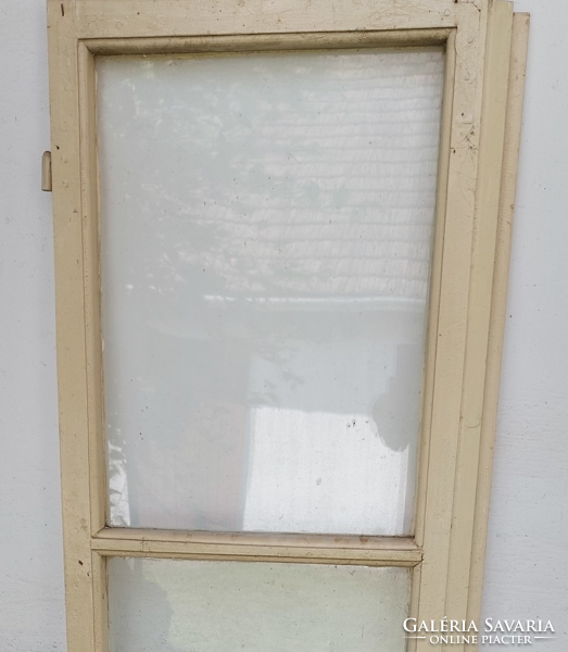 Kreatív célra !Régi ,antik 2 darab 50 x 115 cm fehérre festett  üvegezett fa ablakszárny (nem pár !)