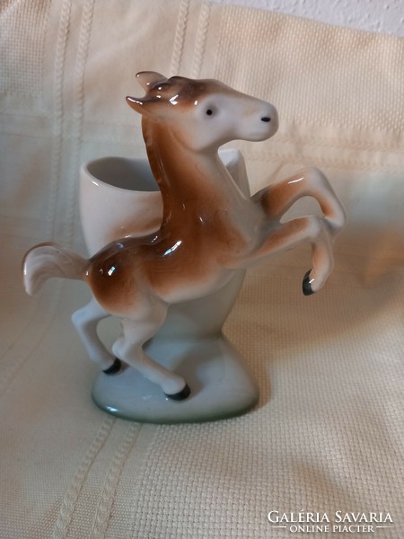 Német porcelán ló vázával, hibátlan