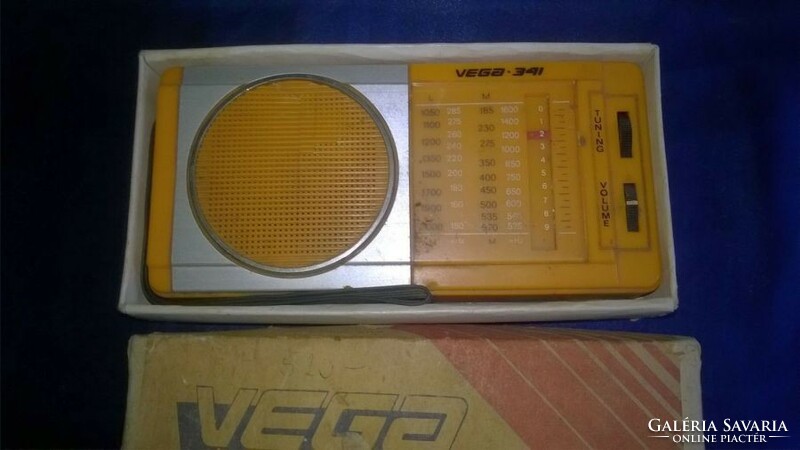 Vega 341 - es retro rádió
