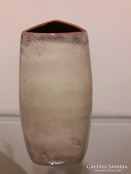 Marked triangular vase 30 cm