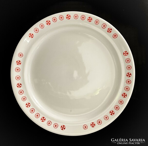 Granite showcase children's small plate with red wheel pattern