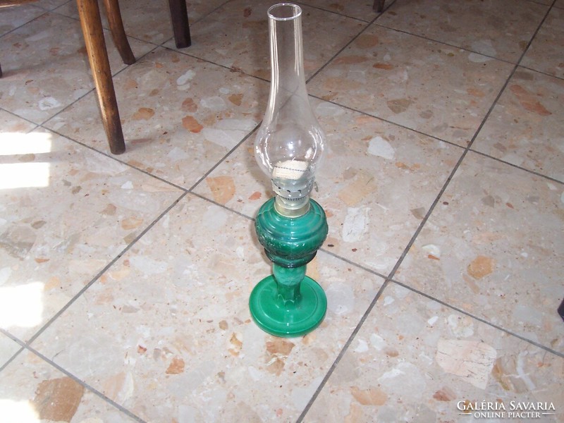 Very rare! Malachite glass kerosene lamp