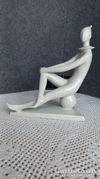 Zsolnay's rare unpainted white clown based on the designs of Janos the Turk, unmarked, flawless 17 x 14.5