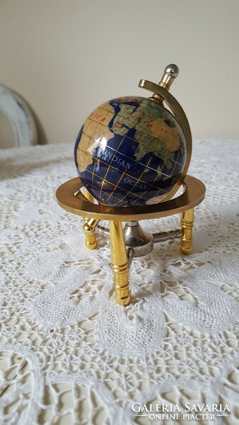 Exclusive, semi-precious stone, mother-of-pearl inlaid small globe