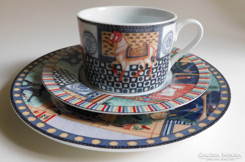 Vario domestic by mäser breakfast set with horse/elephant pattern