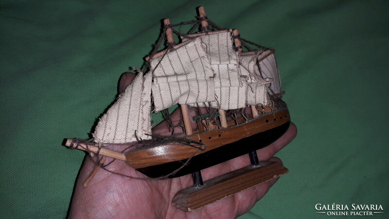 Old, very nice table shelf ornament sailing wooden ship model 14 x 15 cm according to the pictures
