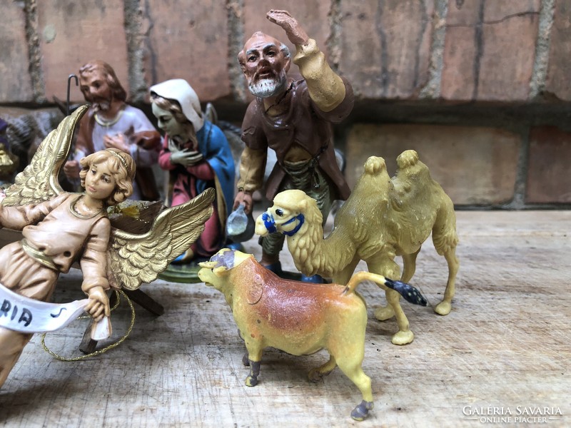 Antik Betlehemi figurák