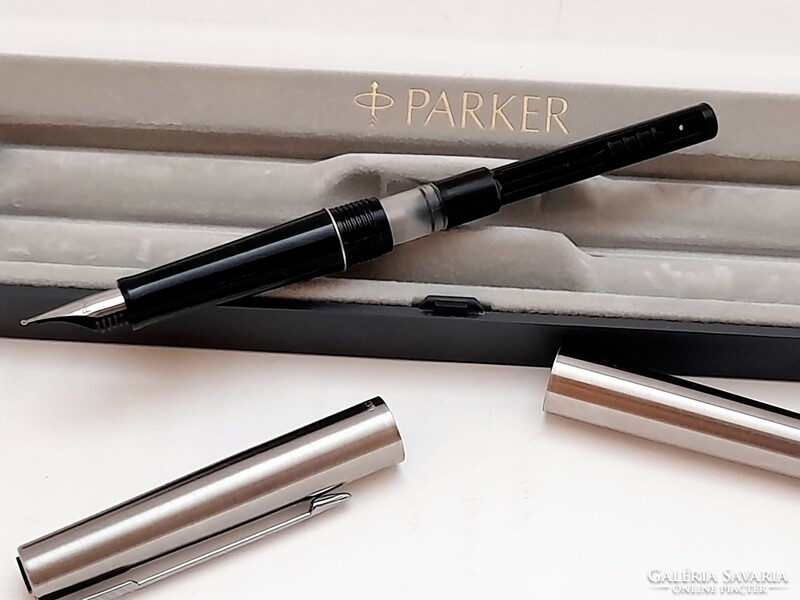 Parker fountain pen in box