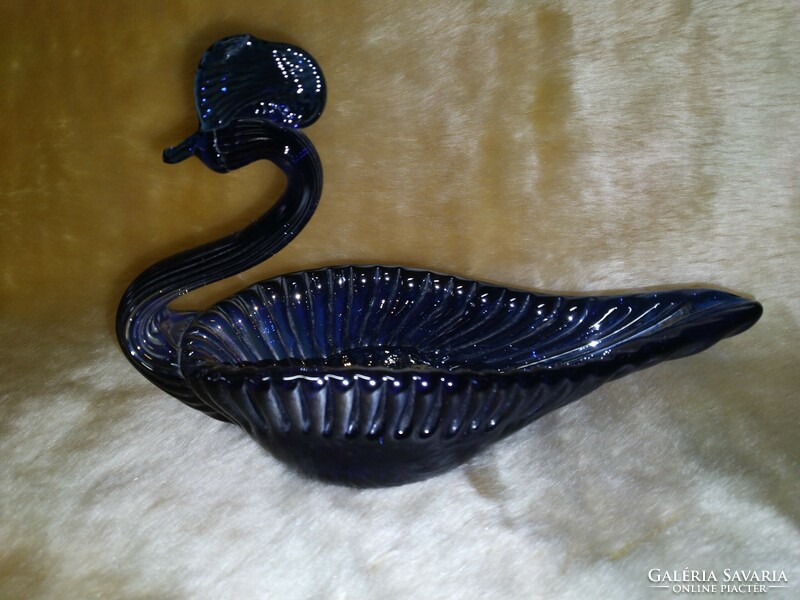 Murano duck in a rare color.