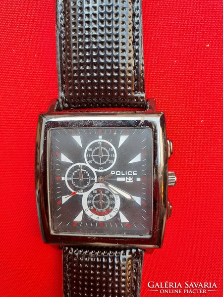Extravagant, large police ffi wristwatch
