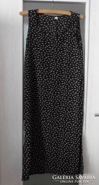 Women's one-piece dress, black 2. (Pattern)