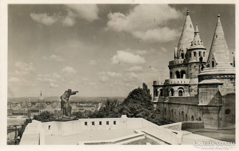 BP - 015 "Budapest - Te csodás" a 30-40-es évekből ---  Halászbástya a Julianus-szoborral