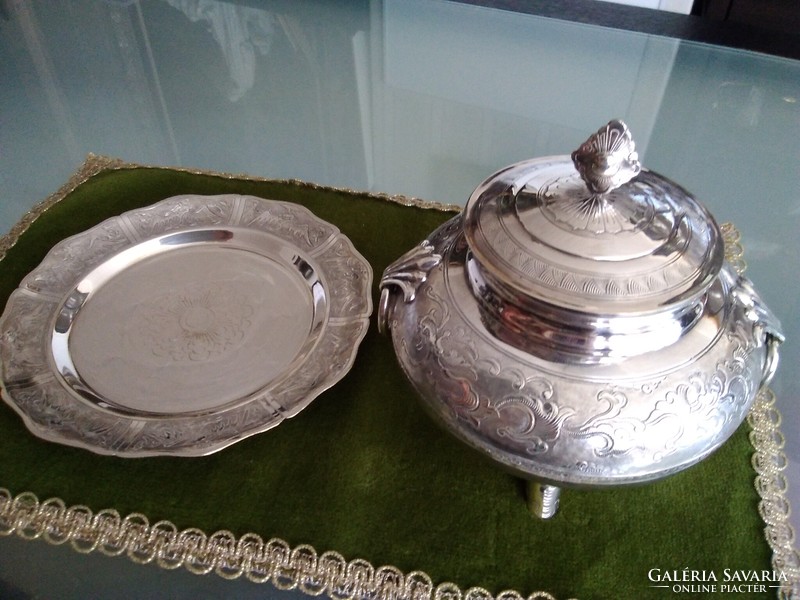 Thickly silver-plated sugar bowl and bowl with beautiful goldsmith work, together!