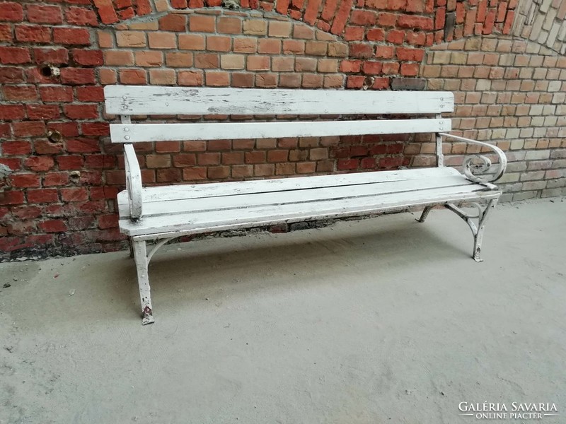 Wrought, original color, not yet restored outdoor bench from the end of the 19th century, beautiful piece 2.
