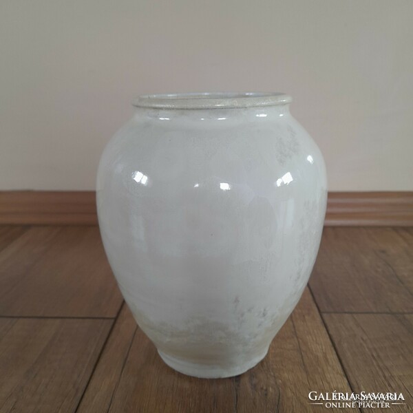 Halmos Ferenc kristálymázas váza