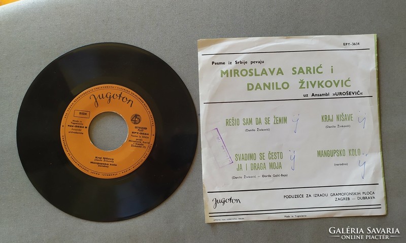 South Slavic / Bunyévac folk music vinyl single package for sale! 10 pcs
