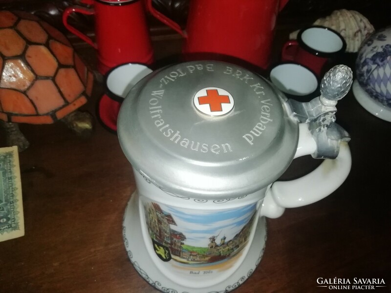 Vöröskereszt porcelán Német korsó ón fedeles 2