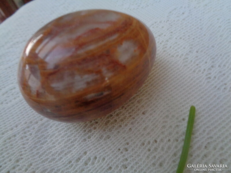 Alabástrom , esztergált  tojás  , 7 cm