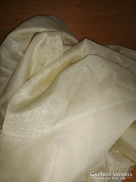Light yellow organza by the meter for curtains or creative purposes, 3 m long, 175 cm wide