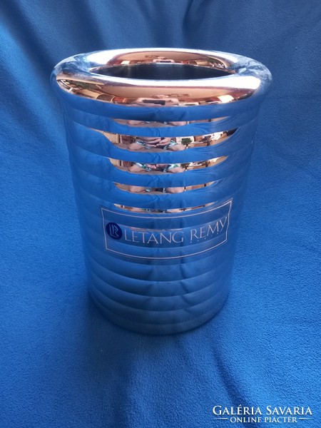Sylvain dubuisson French wine cooler champagne bucket designed by sylvain dubuisson letang rémy paris