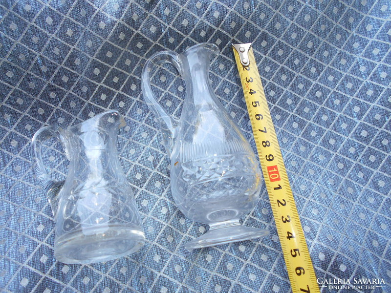 2 db Antik   csiszolt üveg  kiskancsó- az ár a 2 db-ra vonatkozik