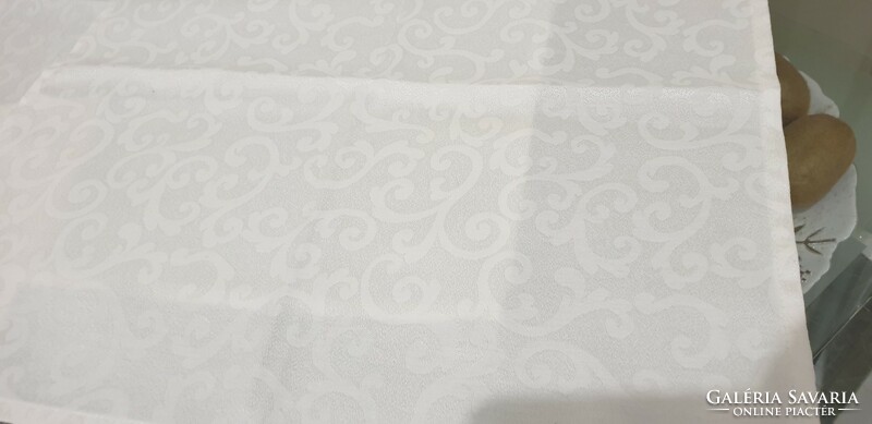 3 cotton satin napkins, 45 cm x 45 cm