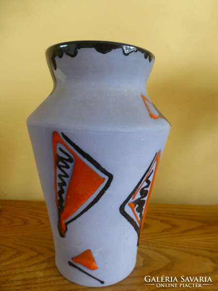 Abstract patterned ceramic vase with sunray marking