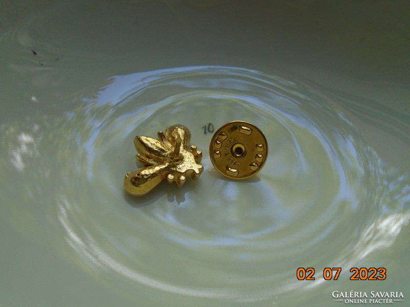 Méhecske aranyozott bross csiszolt kövekkel pillangó patent