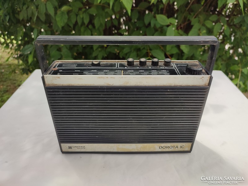 Unitra dorota ic old pocket radio