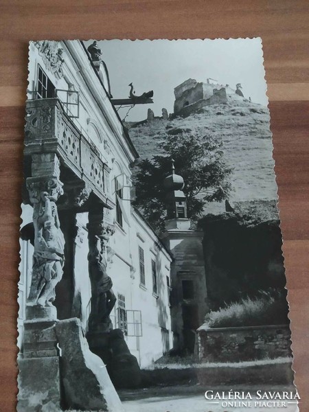 Régi képeslap, Sümeg,Püspöki palota bejárata, használt