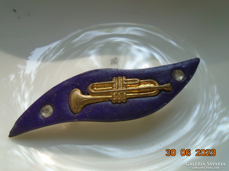 Fire-gilt copper antique brooch with embossed fire-gilt copper trumpet with indigo blue background