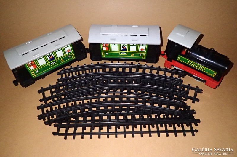 Retró német NDK lemez vasút vonat mozdony pálya vonatpálya vasútpálya lemezáru terepasztal játék