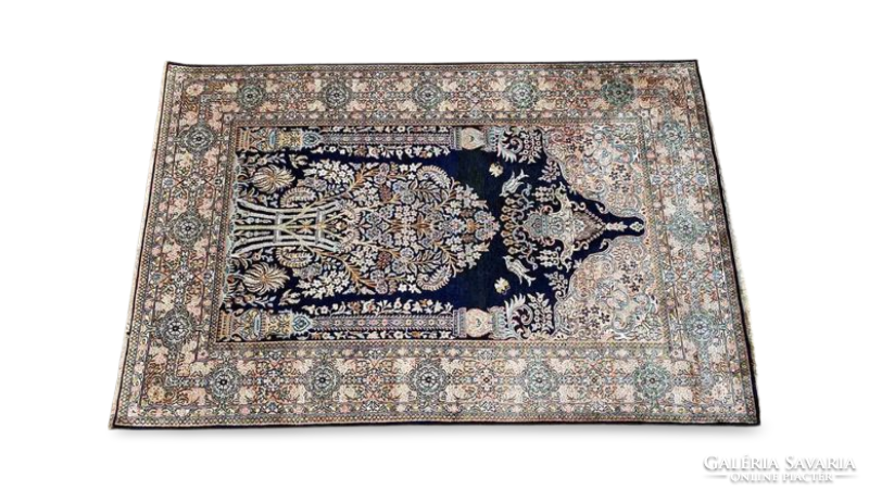 100% Semaintik silk carpet 186x120cm