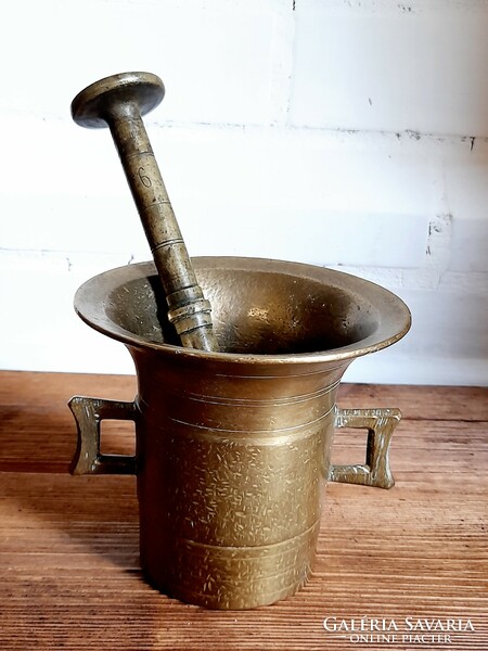Copper mortar and pestle, 10.5 cm