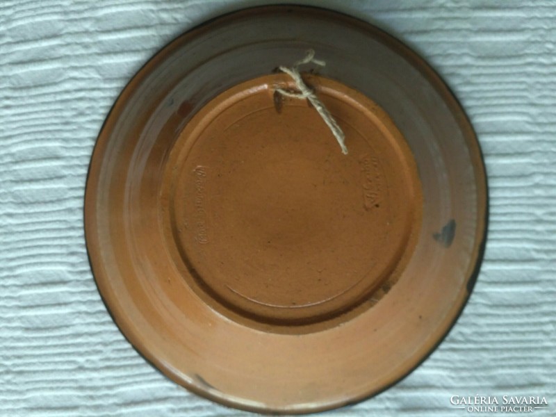 Carcagi wall plate, plate