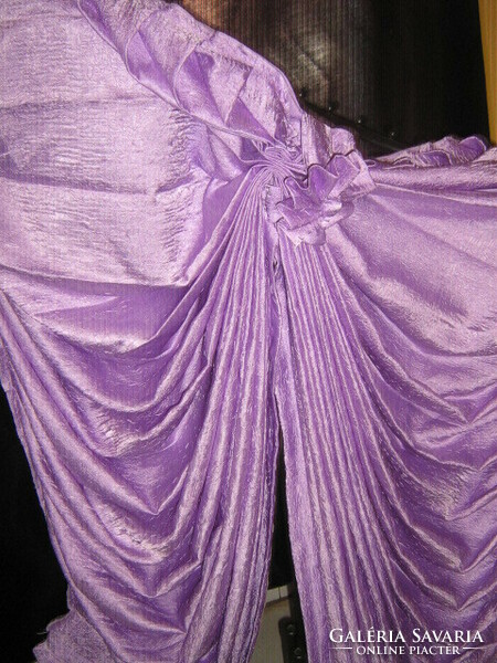 Beautiful vintage style pale lilac pleated silk drapery curtain