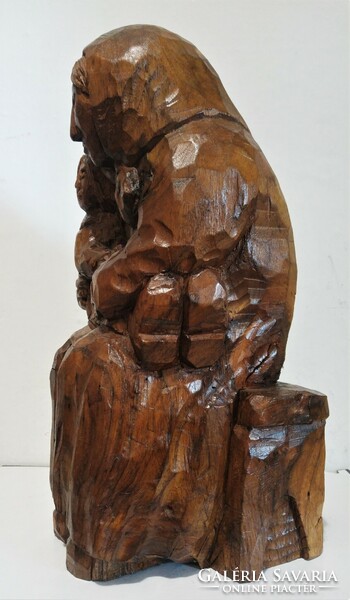 Wooden sculpture 