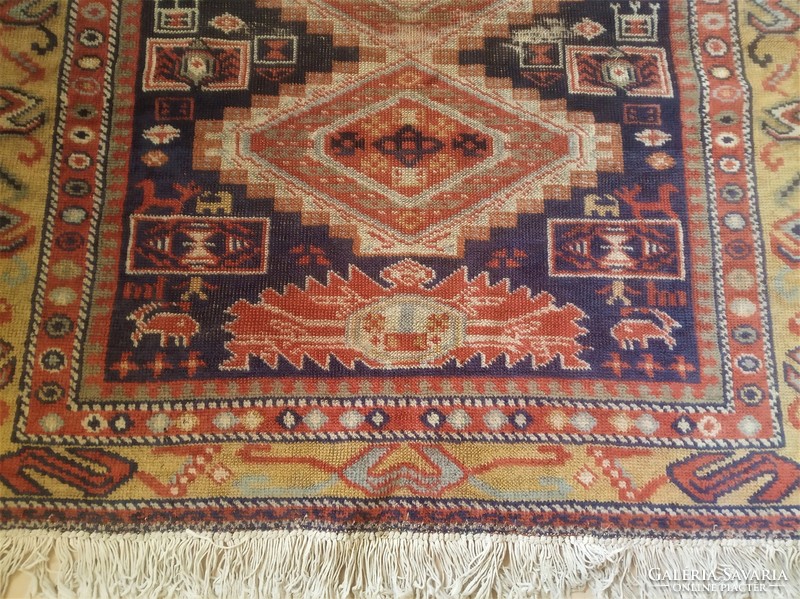 Antique Caucasian nomadic carpet with animal motif - 120x226 cm