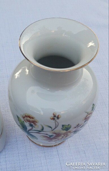 Közepes váza "kínai mintával"