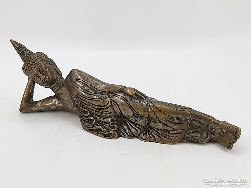 Old reclining Buddha made of metal, 25 cm